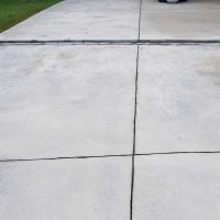 cleaned-concrete-driveway